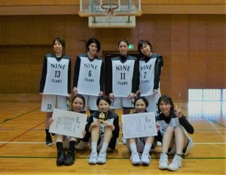 女子準優勝.jpg
